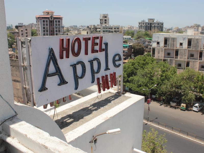 Hotel Apple Inn Ahmadabad Zewnętrze zdjęcie